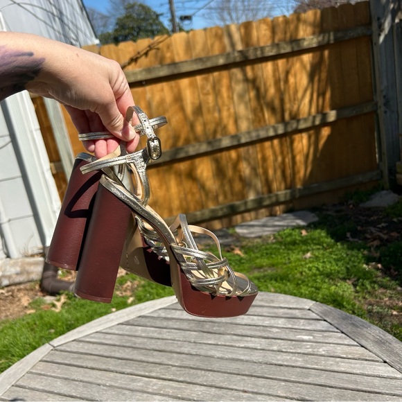 NWOT Vince Camuto Larriss Gold Brown Size 6 Strappy Platform Heel Sandals Womens - Picture 7 of 10